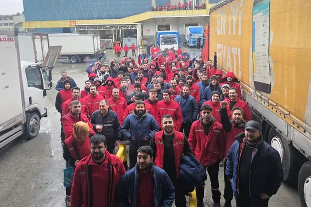 Migros Depo Grevi: Sefalet Düzenine Karşı Ayağa Kalkan İşçi Sınıfı