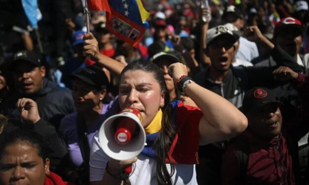 Amerikan sömürgeciliğine, Venezuela burjuvazisinin teslimiyetine Karşı Silahlı İşçi Milisleri!